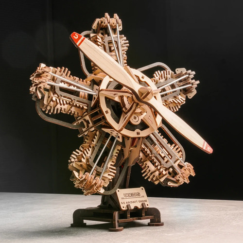 Ugears flugzeugmotor - r-5,