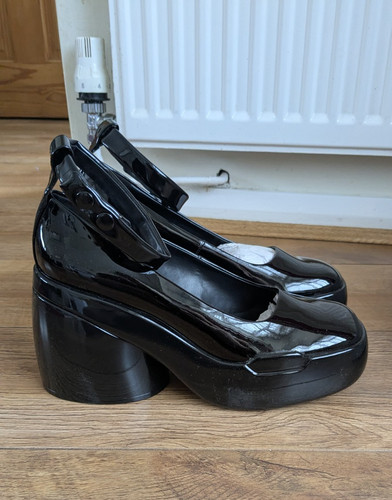 Neu lolita charles - neu,