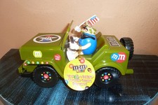 M&M Military Army Green Jeep