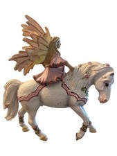 Schleich Spielfigur Fee auf