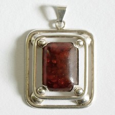 Zeitlos schöner Anhänger