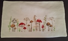 Kissenhülle, Pilzwiese, Handgestickt, Motive acufactum, Dahlbeck