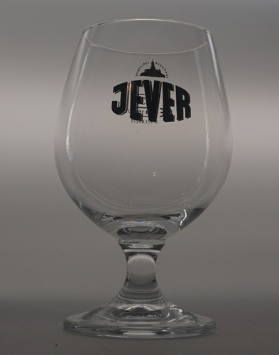 Jever pilsener bier - bier, bierpokale