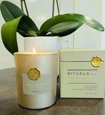 Rituals Entspannende Durftkerze ORRIS MIMOSA Private Collection 360g Floraler Du