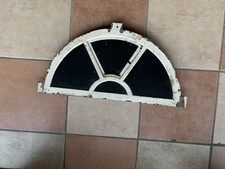 Antikes Stallfenster Gusseisen Rundfenster Stallfenster Eisen mit Spiegel