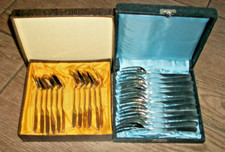 DDR Besteckkasten Besteck  Rostfrei 12 Kuchengabeln ,12 Löffel