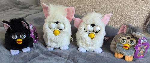 1998 white snowball furby - 1998,