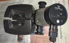 Grundfos ALPHA2 25-40 180 Heizung -Hocheffizienz Umwälzpumpe  mit Isolierschalen