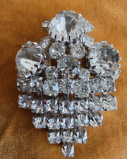 Brosche. Dekorativer