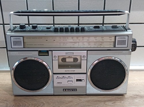 Boombox ghettoblaster sanyo - ghettoblaster, m