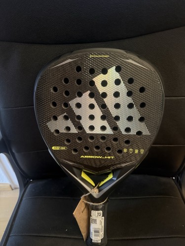 Adidas arrow hit - adidas, arrow_hit