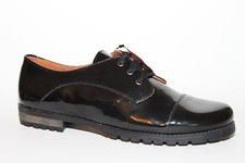 Mikaela Lack Schnürschuh