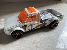 HEISSRÄDER VOLKSWAGEN VW CADDY PICK UP WEISS INDONESIEN 2014 1:64 '85