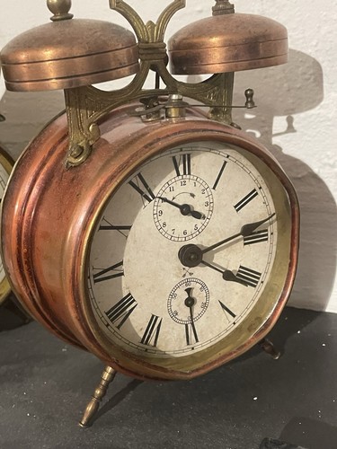 Alter pfeilkreuz wecker - pfeilkreuz,