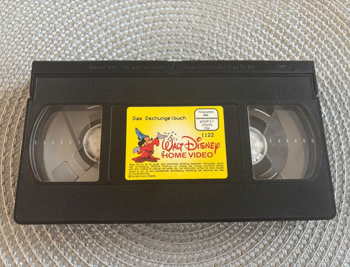 Walt disney home video - walt,