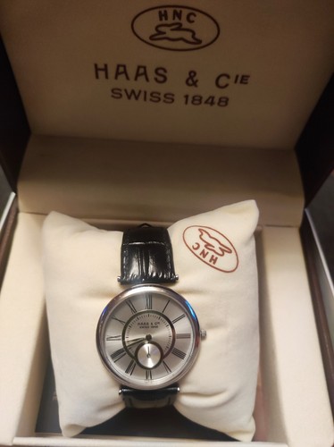 Haas cie uhr - &,