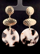 OHRHÄNGER GELBVERGOLDFARBEN MIT IM LEOPARDEN DESIGN SCHMUCKJAGD