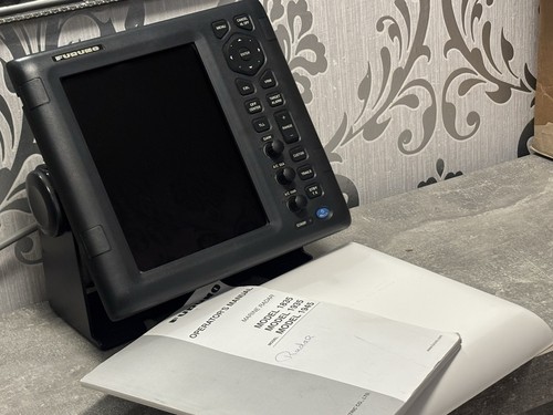 Furuno 1835 - , 10.4″
