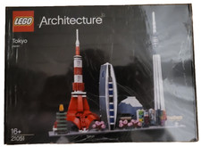 LEGO® Architecture 21051