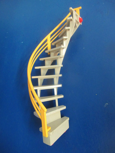 Wendeltreppe mit geländer - mit, zu