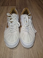 Butterfly Schuhe Lezoline Rifones Größe 44 Weiß Tischtennis 