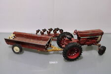 Vintage International USA Traktor Ertl Stk #492 (FL2130-A53)