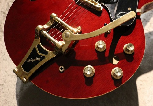 Epiphone riviera custom p93 - riviera,