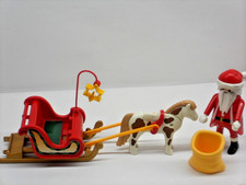 Weihnachtsmann mit Pony