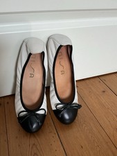 Unisa Leder Gummizug Ballerina