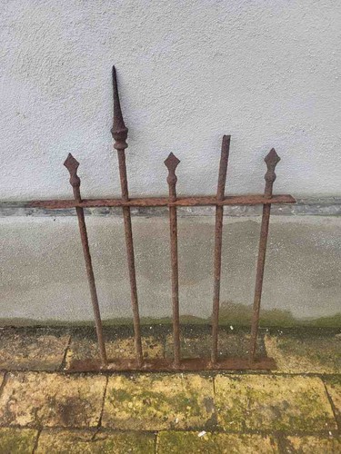Antiker metallzaun - antiker,
