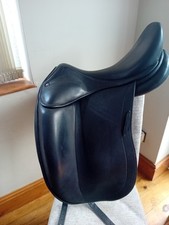 Childerick Medium DSC 18"