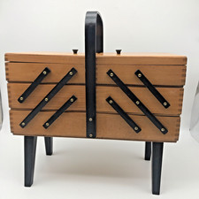 Vintage Näh-/Aufbewahrungsbox