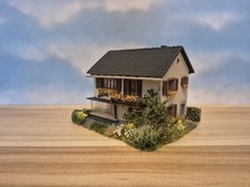 Spur H0 Geschäftshaus Farblich Aufgearbeite als Mini Diorama, siehe Bilder