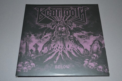 Beartooth below red bull - –,