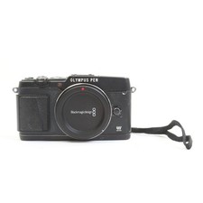 Olympus PEN E-P5 Schwarz + Gut