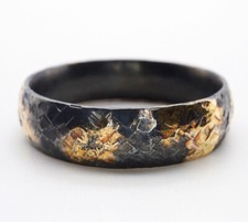 Handgefertigter Ring gehämmert rustikal oxidiert schwarz strukturiert Silber Feingold