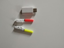2x Tip-Light LED-Bissanzeiger, 2x Akku CR425, 1x USB-Ladegerät