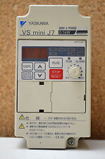 Yaskawa CIMR-J7AA20P1 VS mini J7 AC DRIVE 0.1kW Frequenzumrichter 