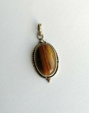 Anhänger oval mit Tigerauge