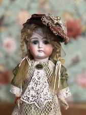 Antike Porzellankopfpuppe