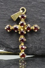 Granatanhänger, Goldkreuz