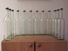 12 leere Flaschen Glasflaschen Weinflaschen 0,75 l Schraubverschluss gebraucht