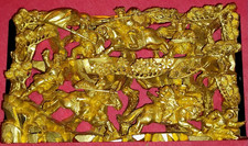 Holzschnitzerei China 20Jh. markiert plastisch durchbrochen Gold Asiatika