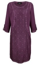 Schickes KLEID mit SPITZE