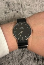 Daniel Wellington Classic Black – 34 mm Herrenmodell – Minimalistische Eleganz