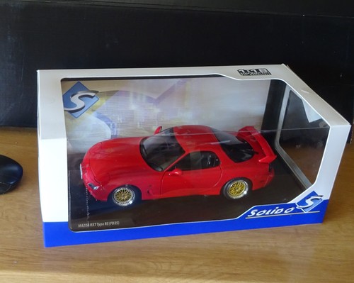Solido mazda rx7 type - 1:18,