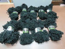 Yorn Boutique Wolle Chenille 4 Knäuel schwarz  ca. 450 Gramm NEU