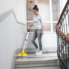 KÄRCHER Hartbodenreiniger Elektrischer Wischmopp EWM 2