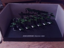 Universal Hobbies Amazone