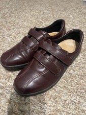 Herbstschuhe, kirschrot. Bama.